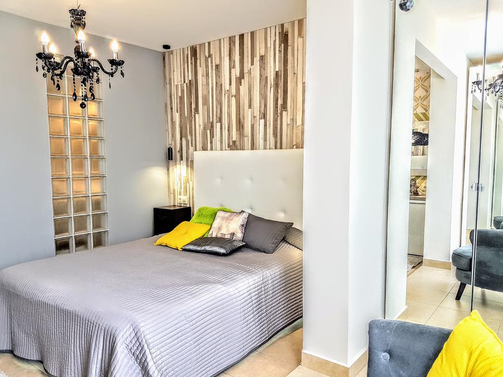 Townhouse Corona Costa Adeje ภายนอก รูปภาพ