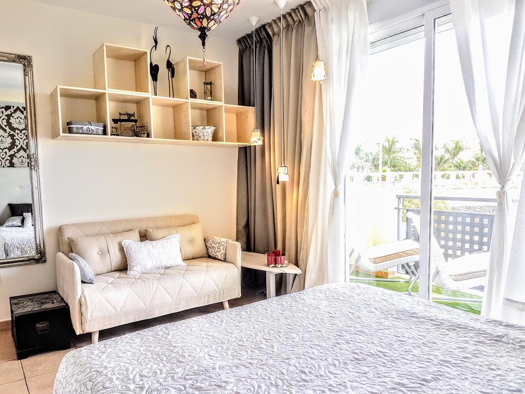 Townhouse Corona Costa Adeje ภายนอก รูปภาพ